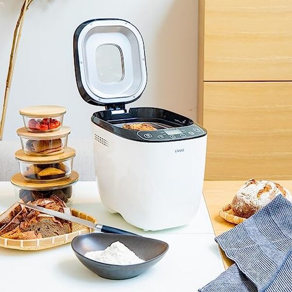 Découvrez notre évaluation détaillée de la machine à pain DOP218 550w 0.9kg blanc : caractéristiques, avantages et inconvénients pour un pain maison réussi.